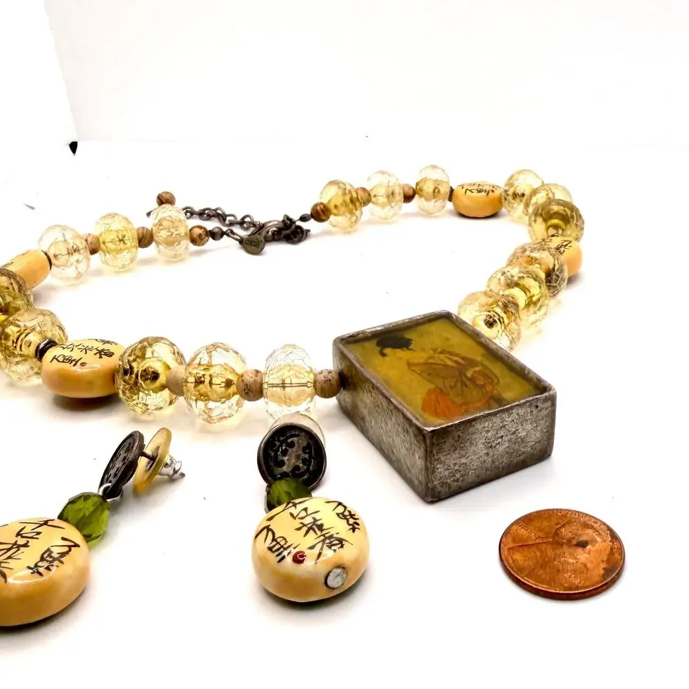 Vintage 90s Chico's Yellow Amber Chinoiserie Geisha Necklace Earring Set - Picture 3 of 10